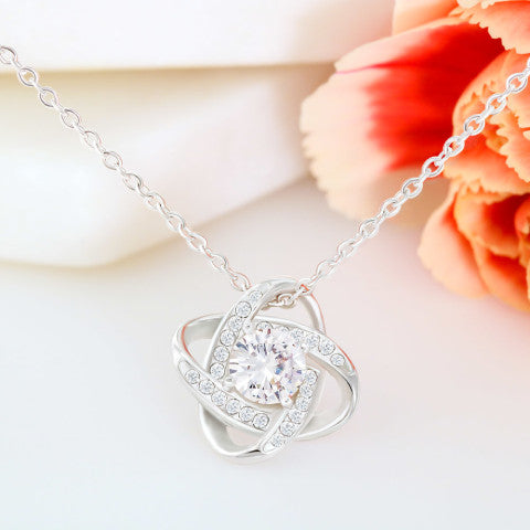 Four-leaf clover necklace hollow light luxury niche design Valentine's Day Mother's Day gift clavicle chain gift box set